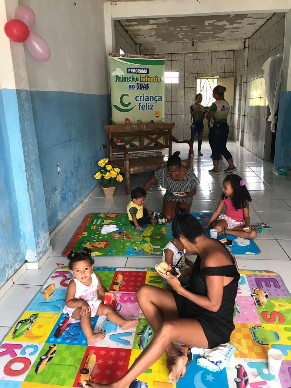 Camacã: Famílias do Projeto Criança Feliz se reúnem em café da manhã em Leoventura